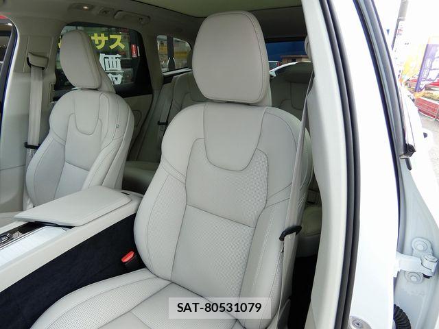 Volvo XC60 2025-06 8564012-15