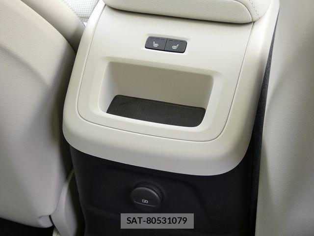 Volvo XC60 2025-06 8564012-22