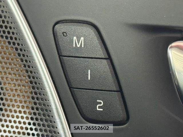 Volvo XC60 2018-12 8629610-9