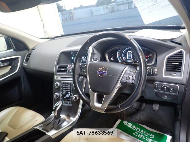 Volvo XC60 2014-09 8629603-1