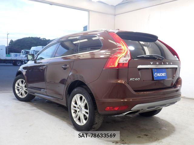 Volvo XC60 2014-09 8629603-2
