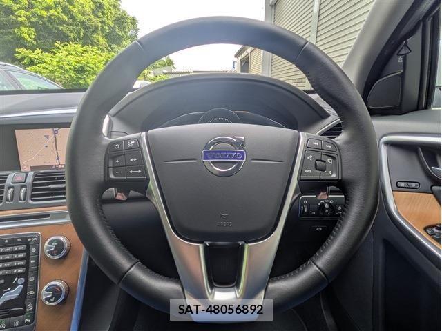 Volvo XC60 2017-07 8629611-11