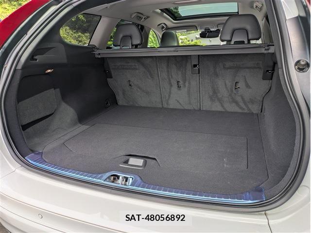 Volvo XC60 2017-07 8629611-17