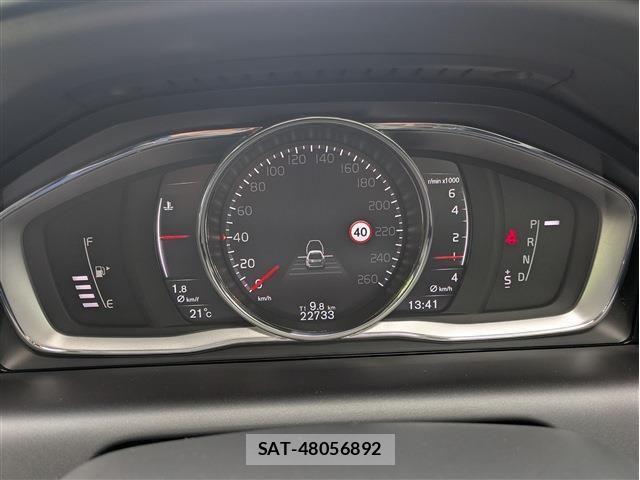Volvo XC60 2017-07 8629611-18
