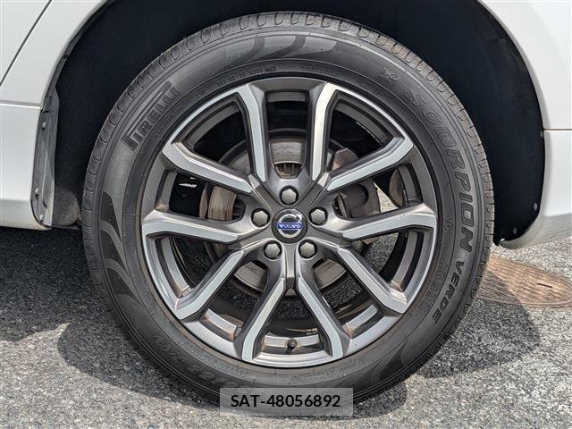 Volvo XC60 2017-07 8629611-20