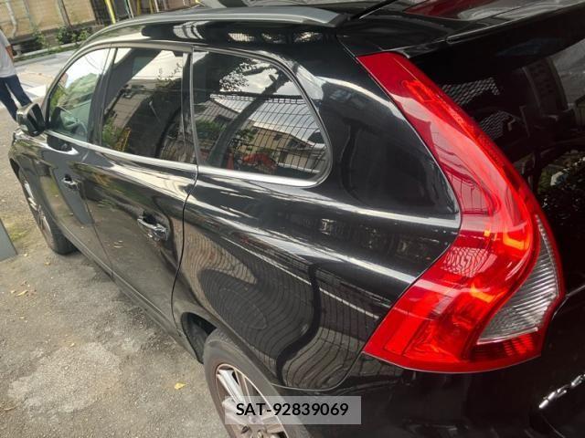 Volvo XC60 2016-08 8629612-10