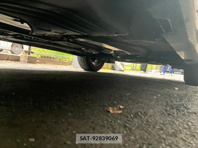Volvo XC60 2016-08 8629612-13