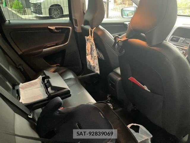 Volvo XC60 2016-08 8629612-17
