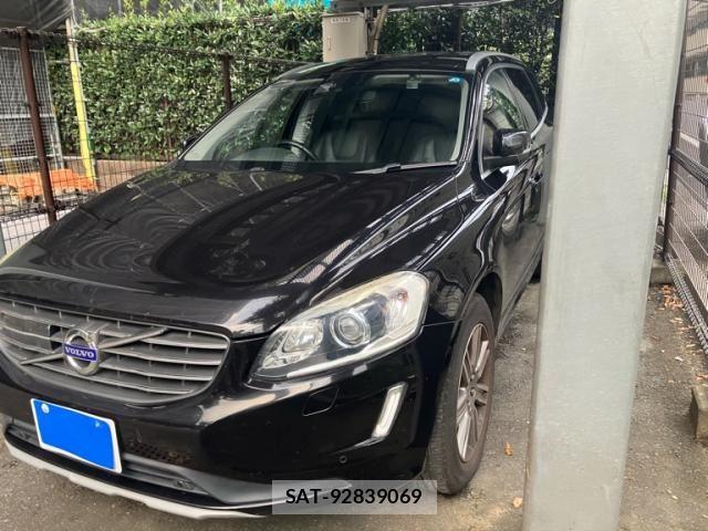 Volvo XC60 2016-08 8629612-1