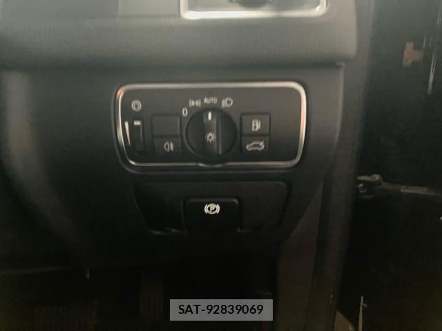 Volvo XC60 2016-08 8629612-19