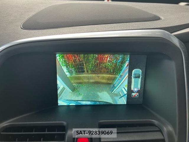 Volvo XC60 2016-08 8629612-24