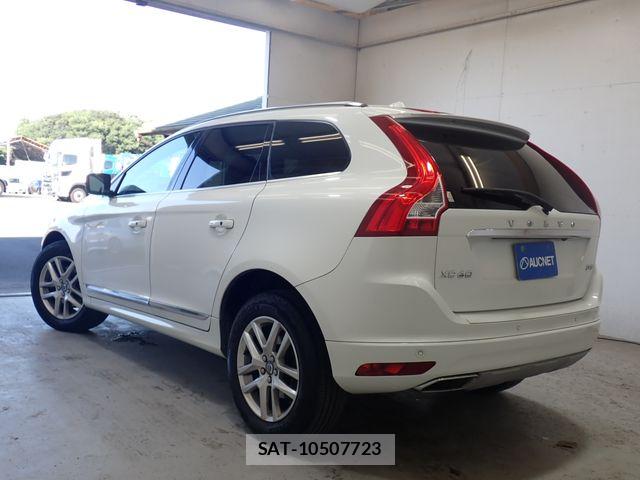 Volvo XC60 2017-10 8629604-2