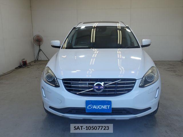 Volvo XC60 2017-10 8629604-4