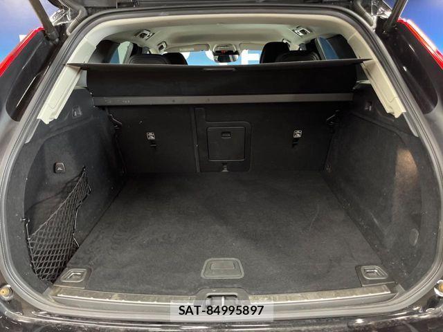 Volvo XC60 2019-12 8667113-9