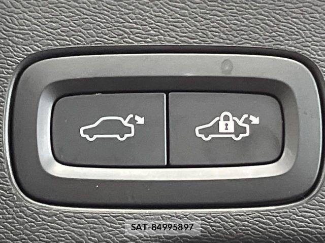 Volvo XC60 2019-12 8667113-7