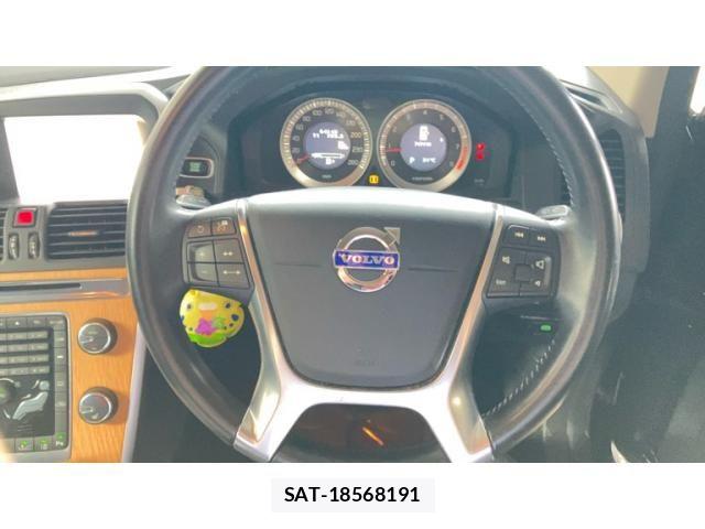 Volvo XC60 2011-09 8662257-14