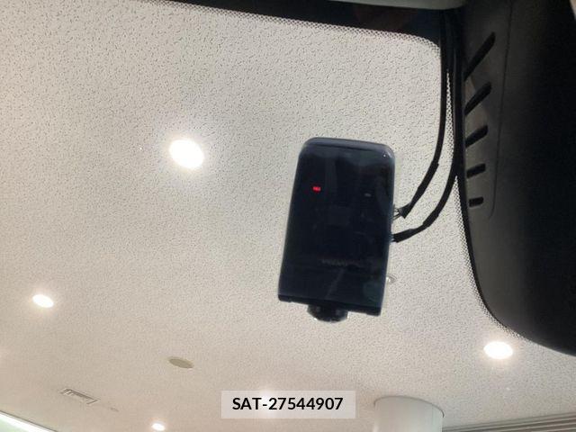 Volvo XC60 2025-02 8662256-9