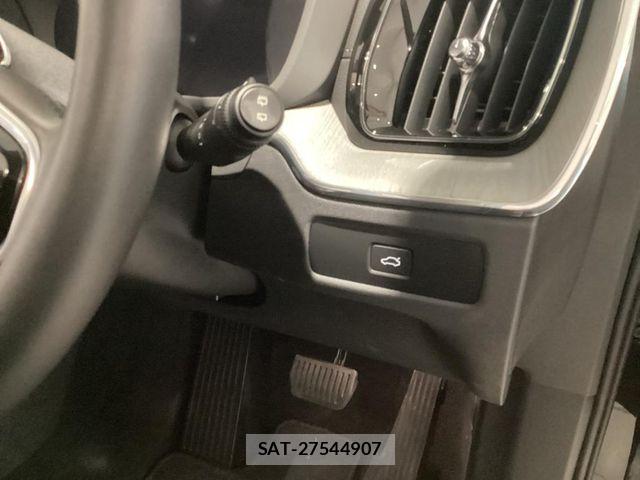 Volvo XC60 2025-02 8662256-18