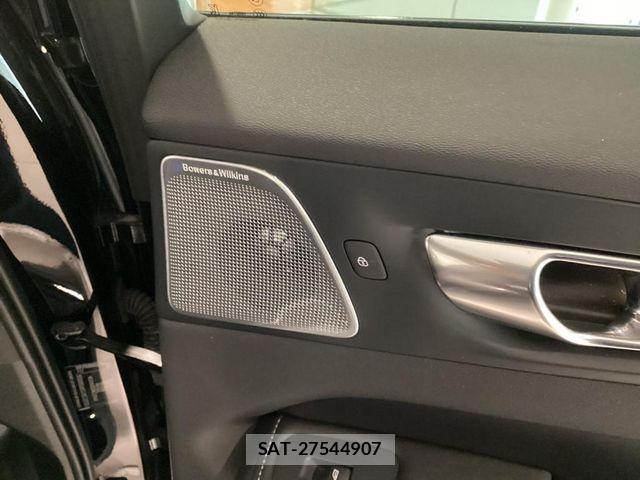 Volvo XC60 2025-02 8662256-24