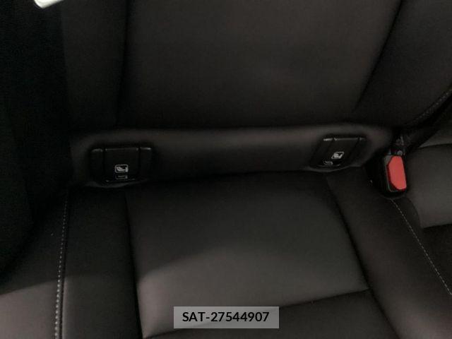 Volvo XC60 2025-02 8662256-28