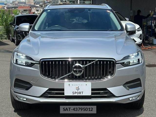 Volvo XC60 2021-07 8746682-14
