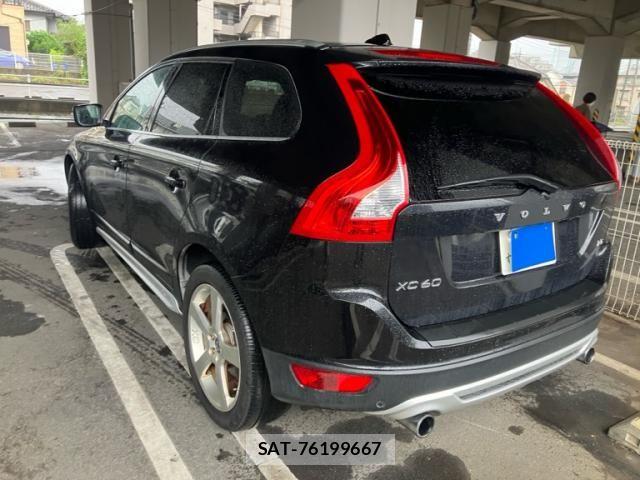 Volvo XC60 2013-04 8746685-1