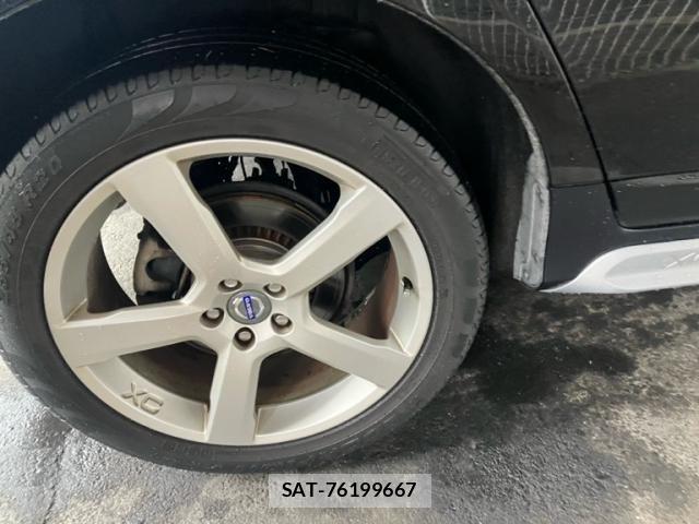Volvo XC60 2013-04 8746685-3