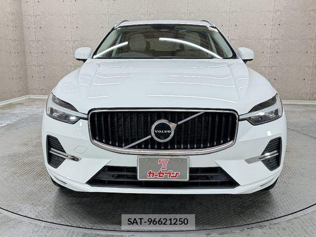 Volvo XC60 2021-11 8746683-6
