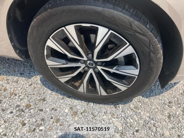 Volvo XC60 2023-12 8782539-3