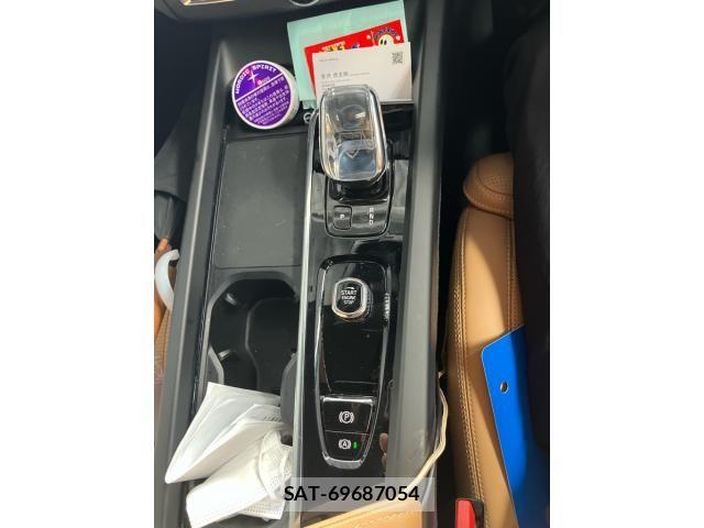 Volvo XC60 2022-04 8797877-20