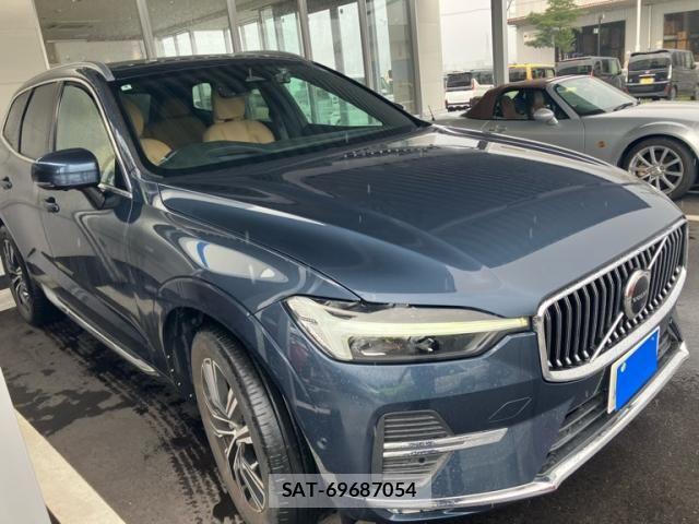 Volvo XC60 2022-04 8797877-2