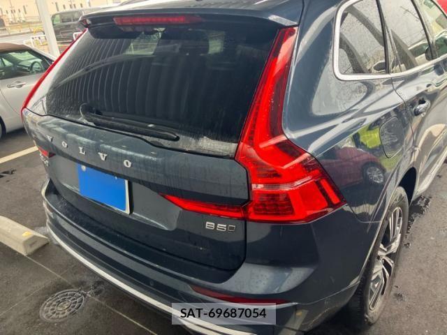 Volvo XC60 2022-04 8797877-3