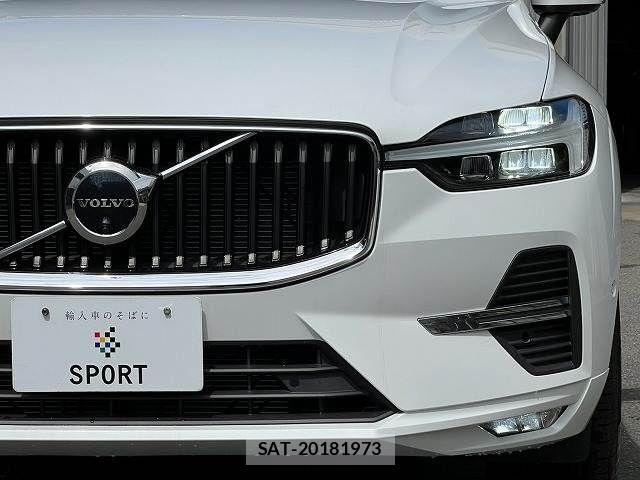 Volvo XC60 2022-09 8797875-19