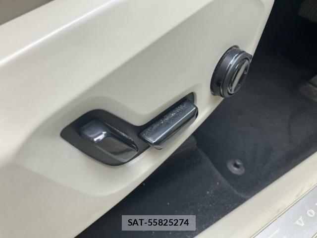 Volvo XC60 2018-05 8832381-12