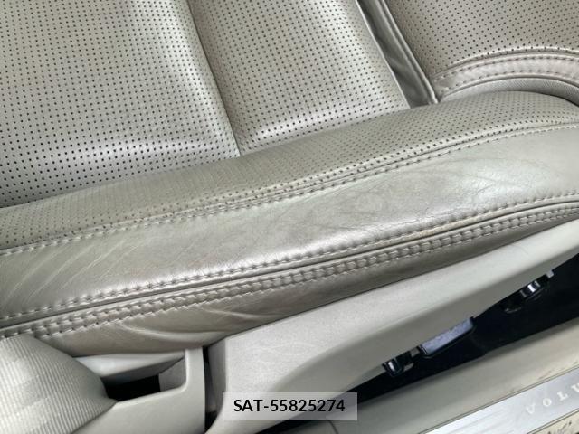 Volvo XC60 2018-05 8832381-13
