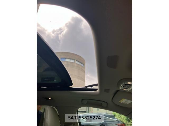 Volvo XC60 2018-05 8832381-23