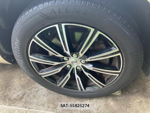 Volvo XC60 2018-05 8832381-8