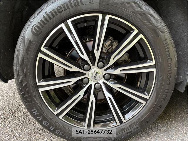 Volvo XC60 2021-04 8851018-3