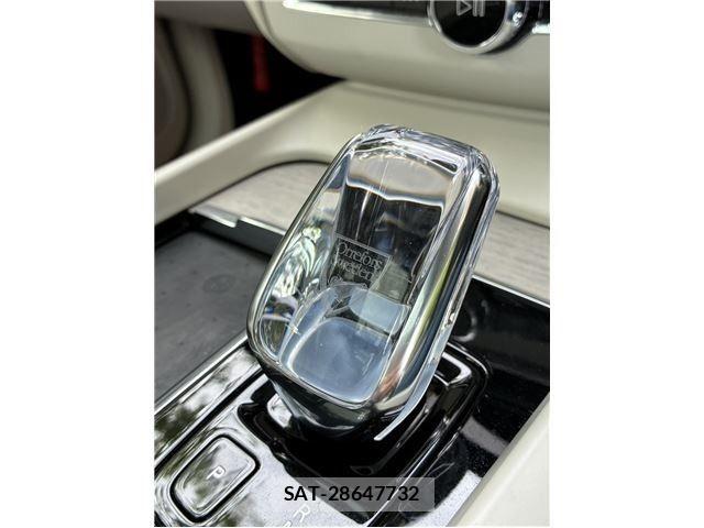 Volvo XC60 2021-04 8851018-6