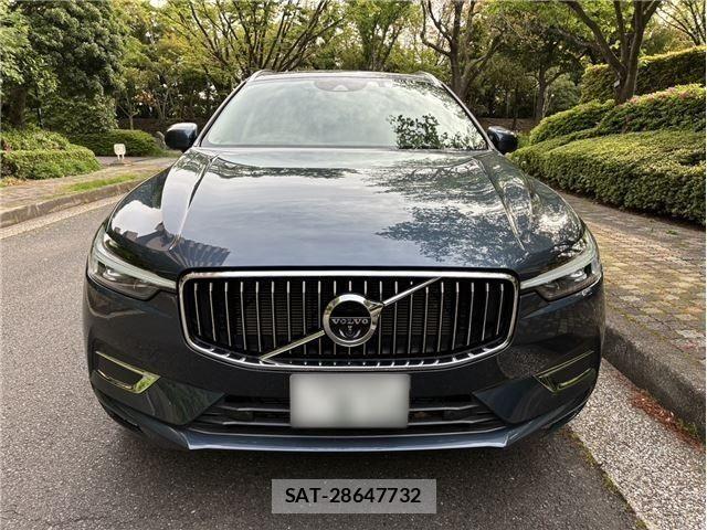 Volvo XC60 2021-04 8851018-8