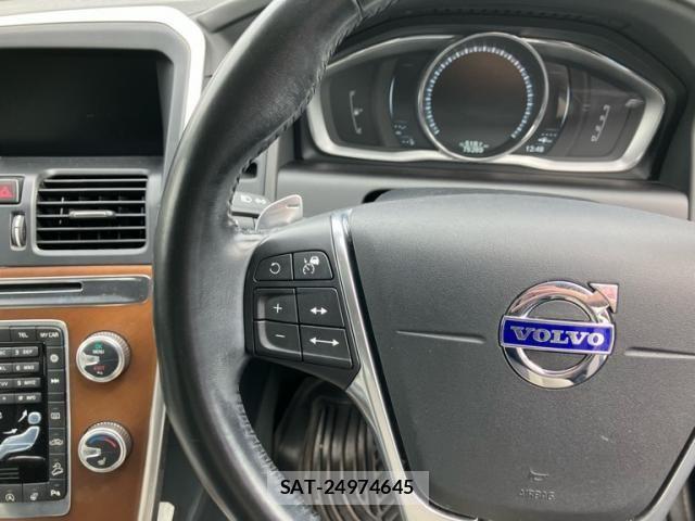 Volvo XC60 2015-11 8851021-16