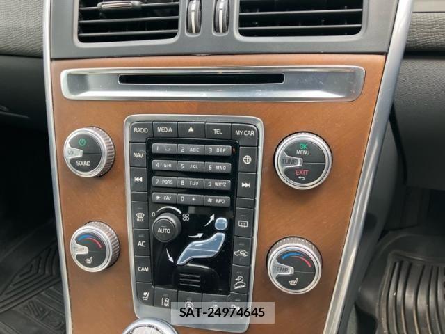 Volvo XC60 2015-11 8851021-18
