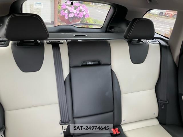 Volvo XC60 2015-11 8851021-22