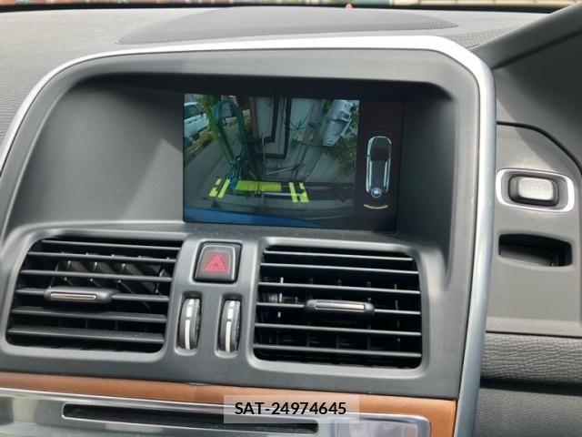 Volvo XC60 2015-11 8851021-27