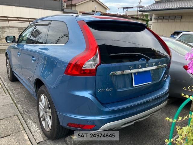 Volvo XC60 2015-11 8851021-7