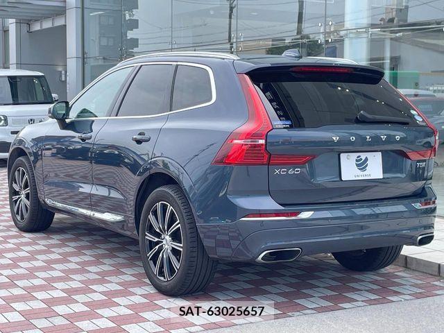 Volvo XC60 2017-12 8882860-17