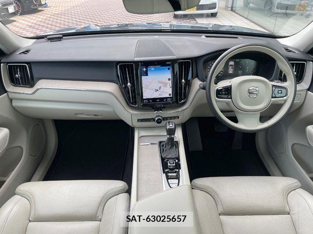 Volvo XC60 2017-12 8882860-1