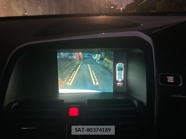 Volvo XC60 2015-07 8882861-17