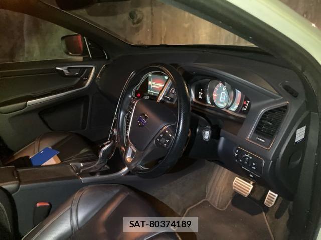 Volvo XC60 2015-07 8882861-22
