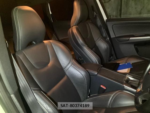 Volvo XC60 2015-07 8882861-23